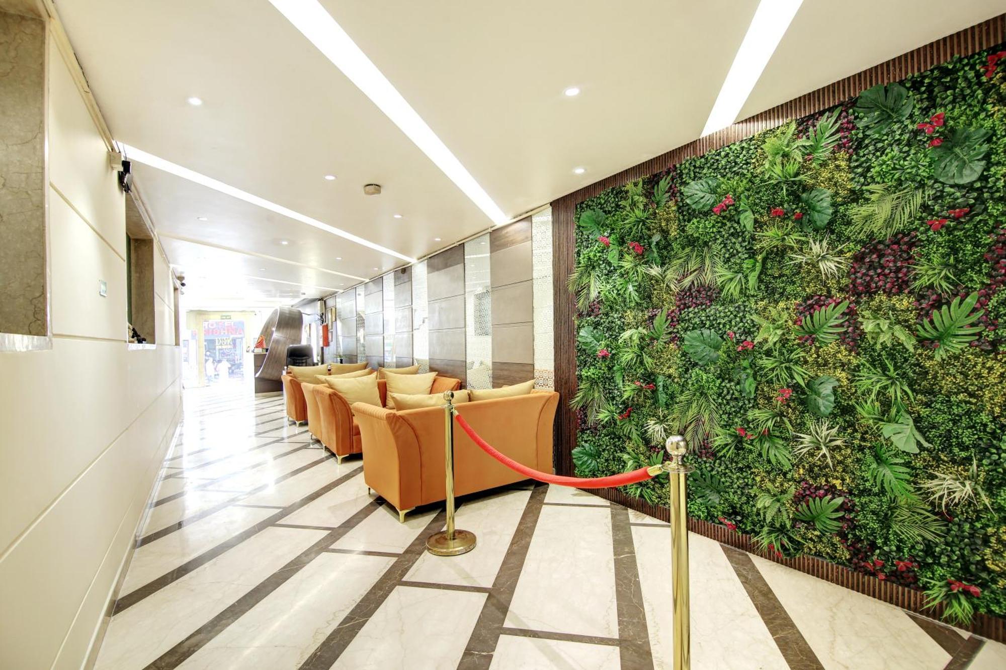 Hotel Neu - Luxurious 4*