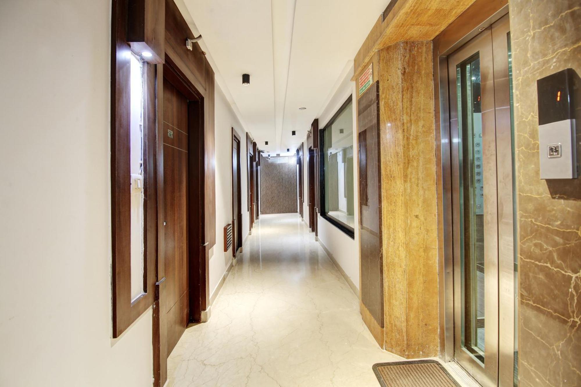 Hotel Neu - Luxurious New Delhi