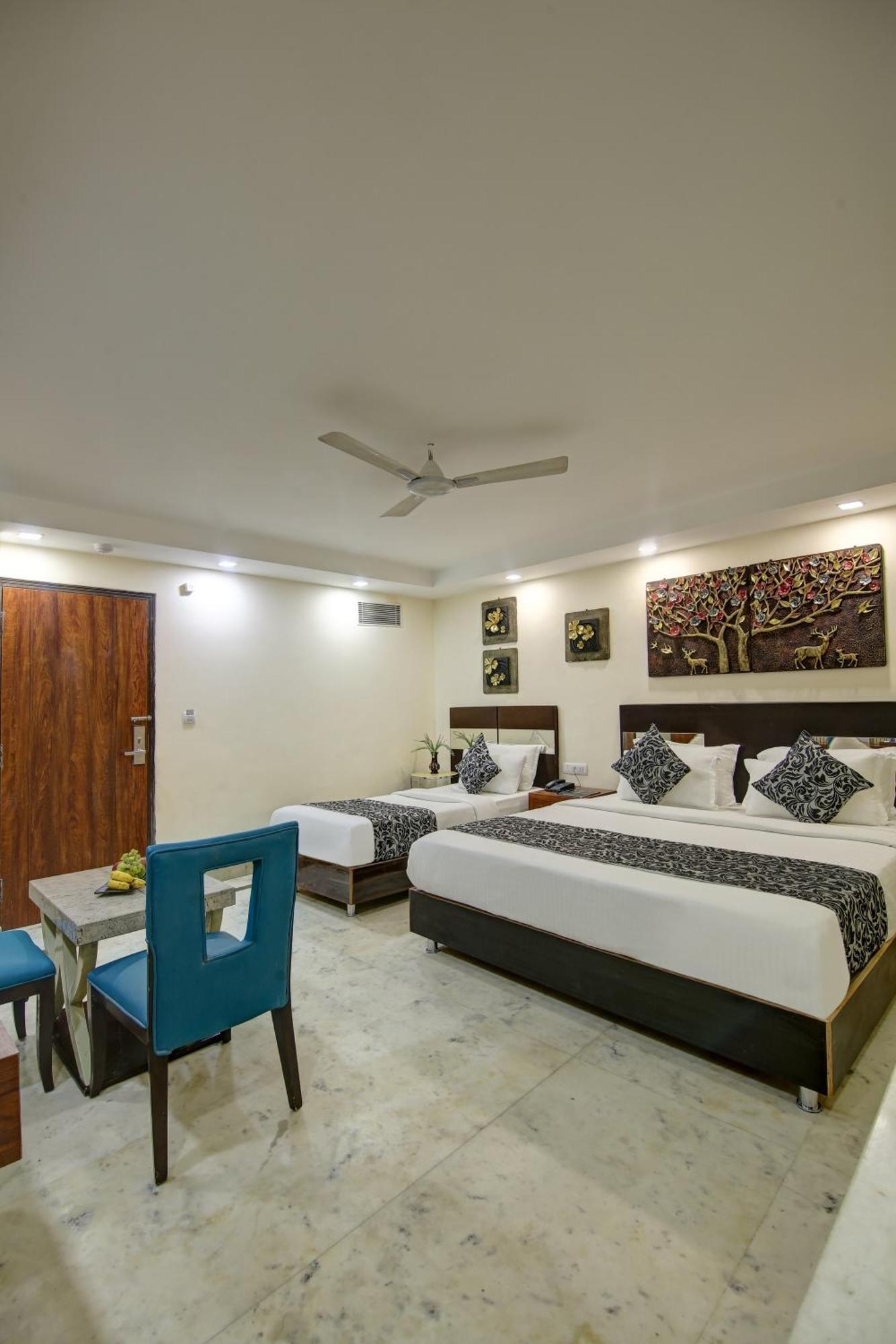 Neu - Luxurious Hotel