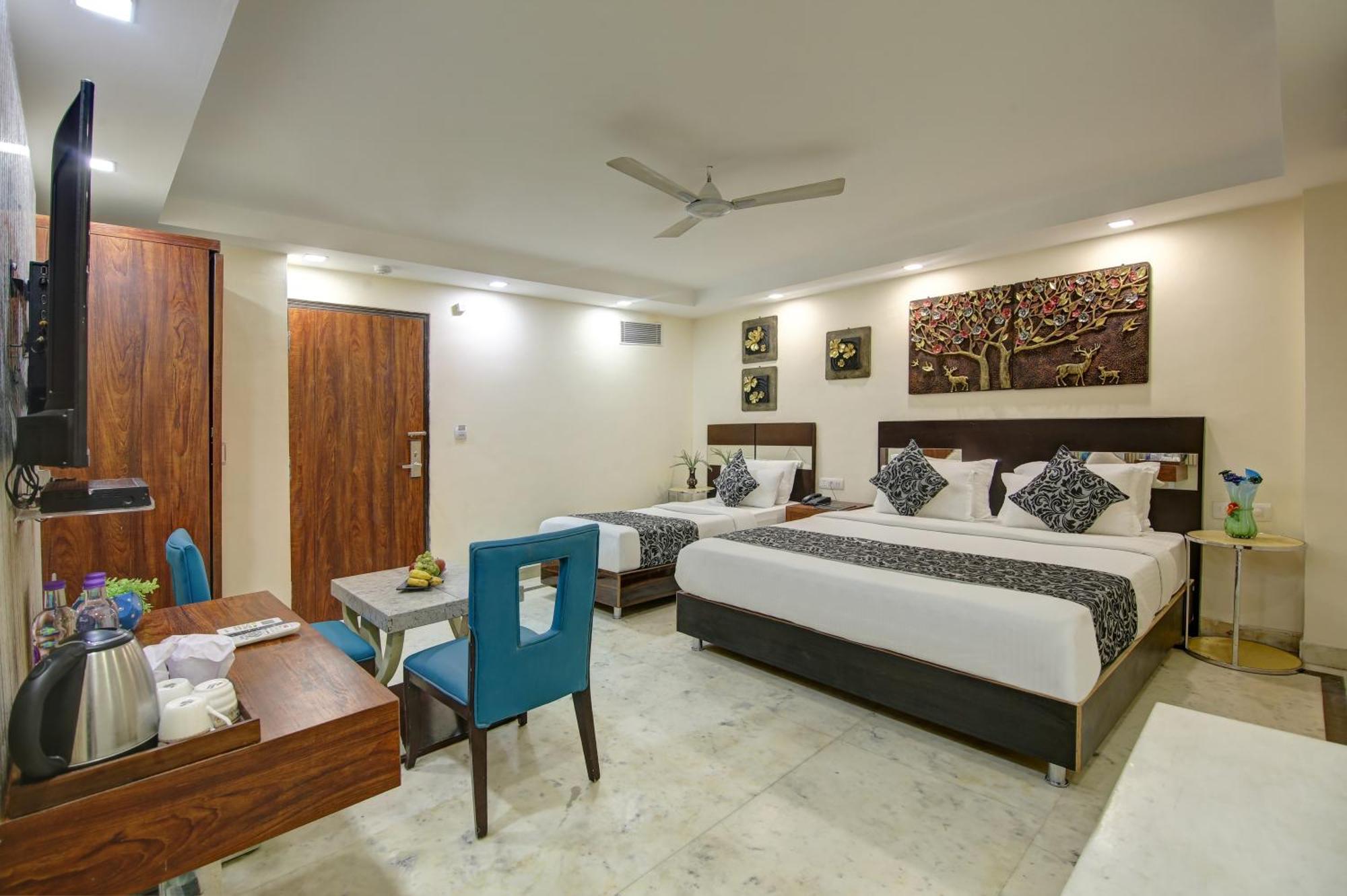 Hotel Neu - Luxurious 4*