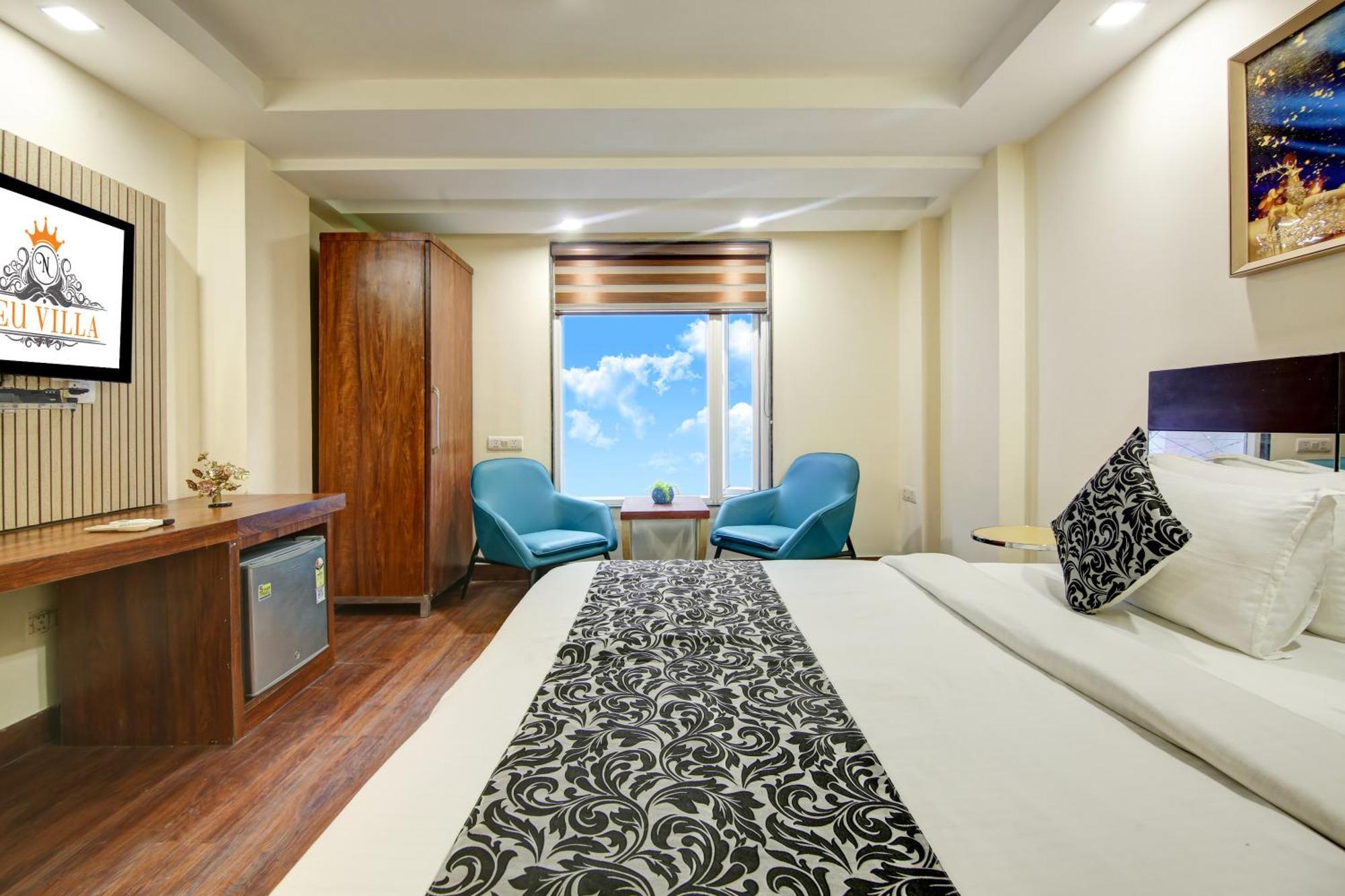 Neu - Luxurious Hotel New Delhi