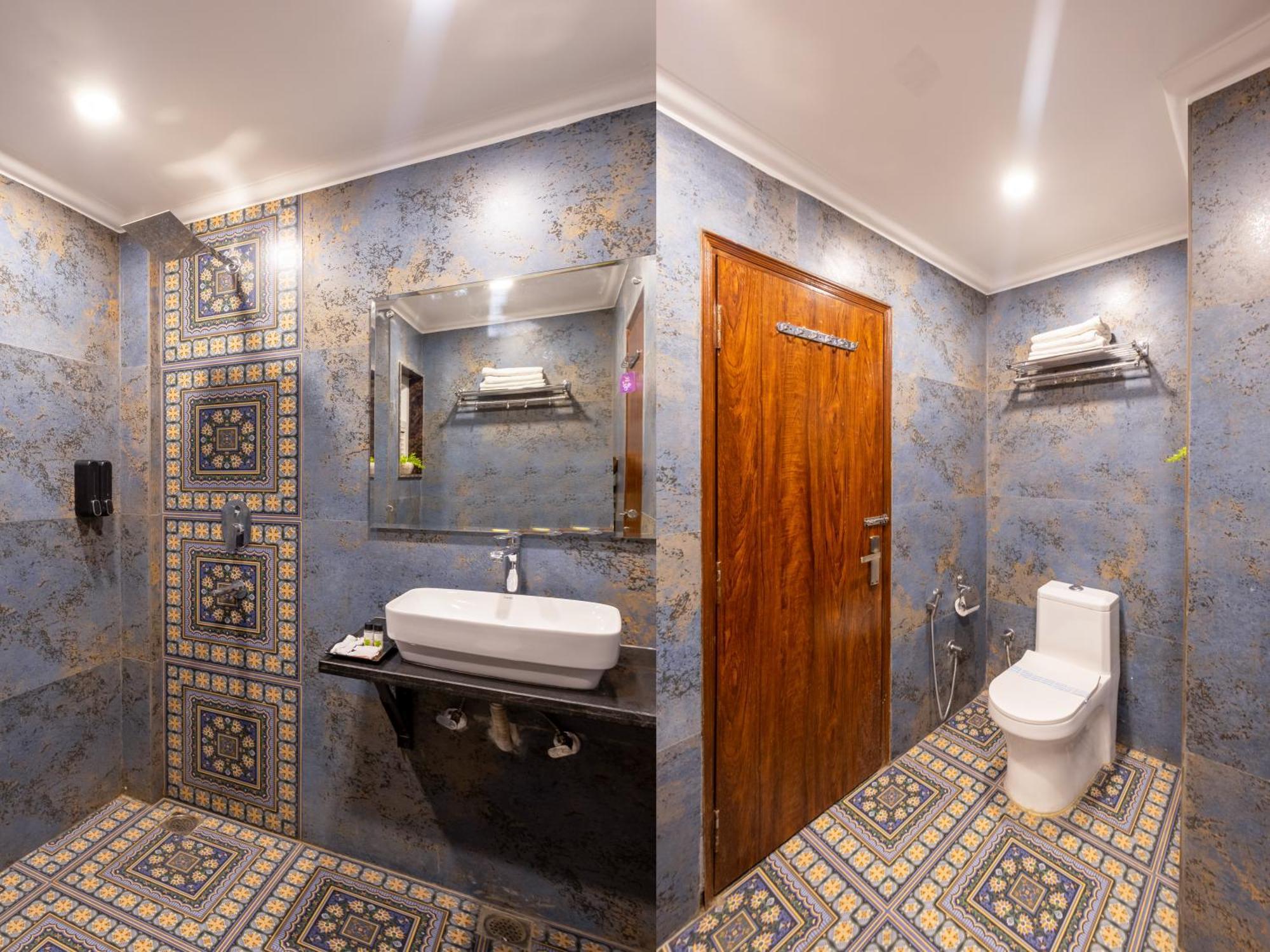 Hotel Neu Center New Delhi
