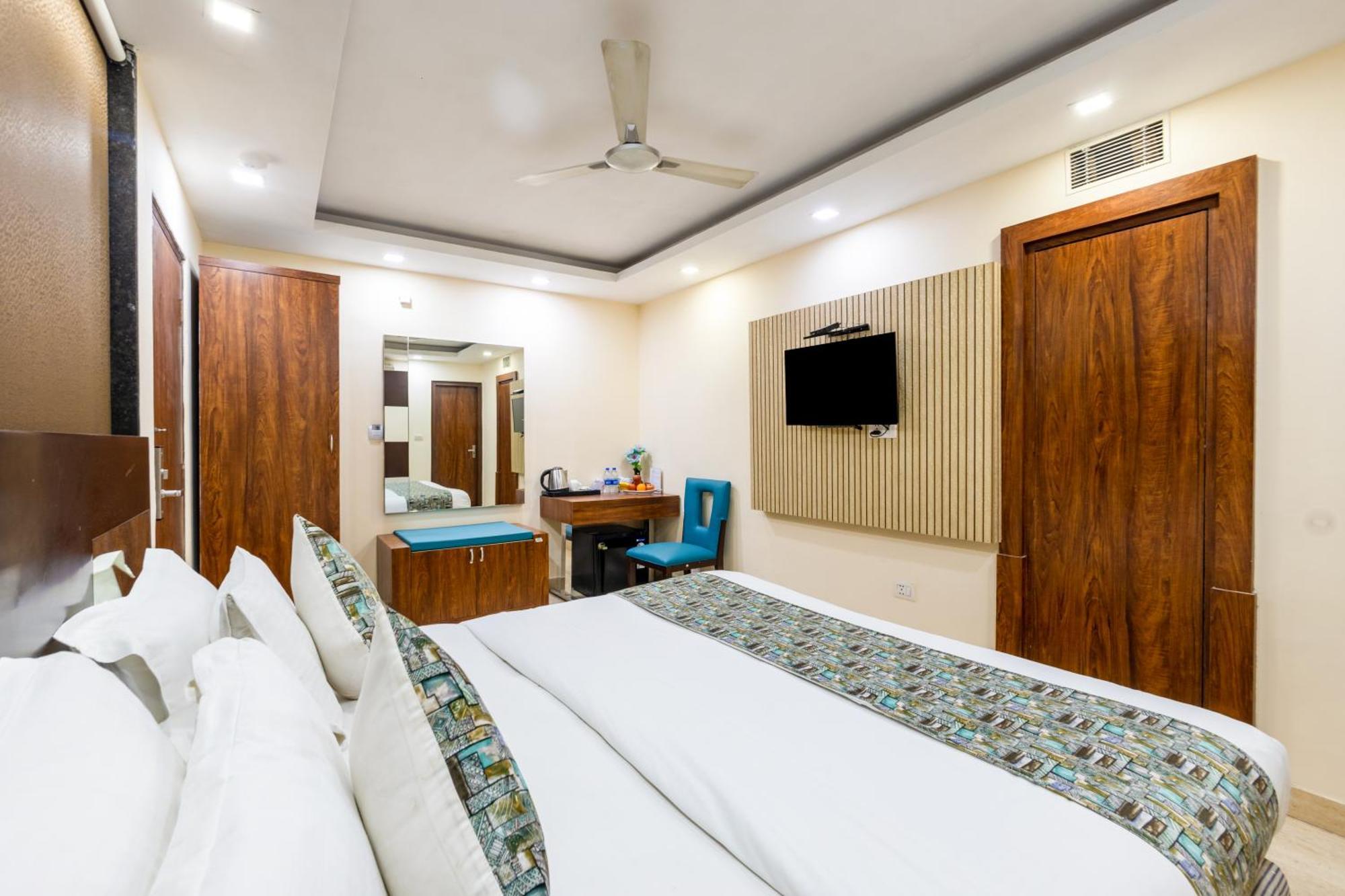 Neu Center Hotel