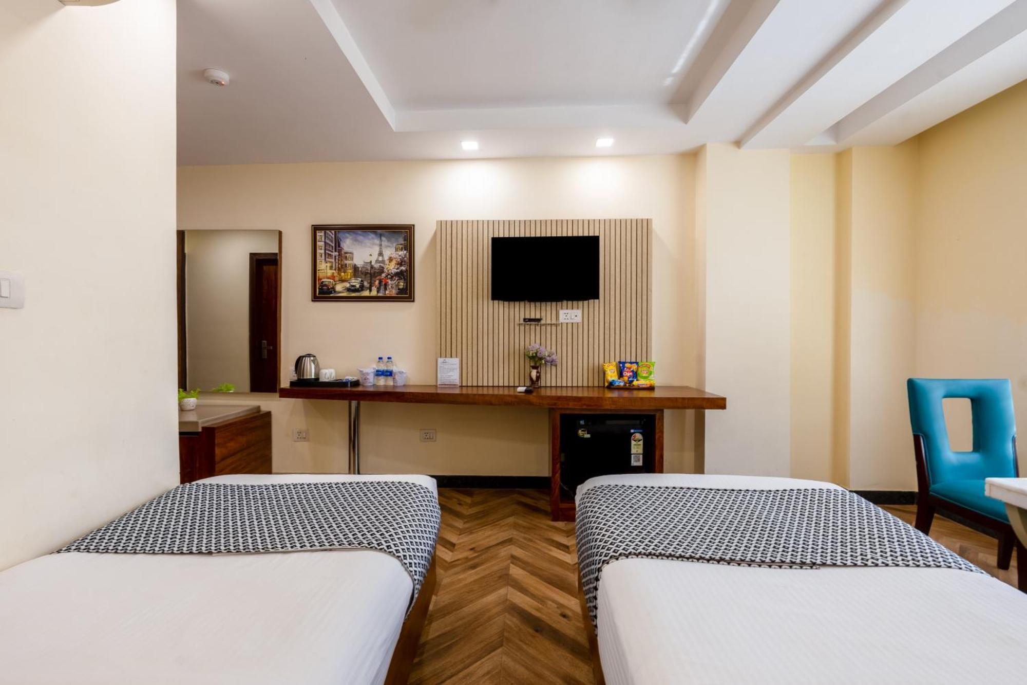 Neu Center 4*