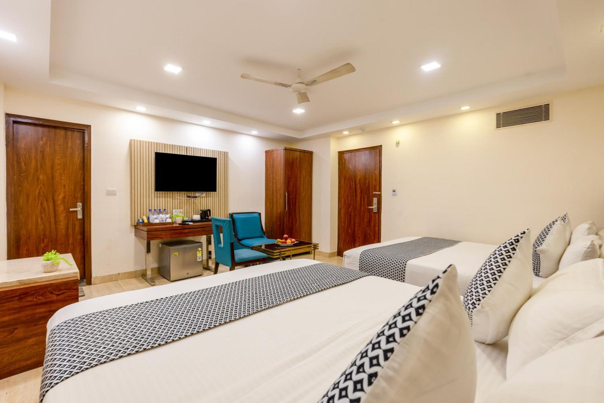 Hotel Neu Center New Delhi